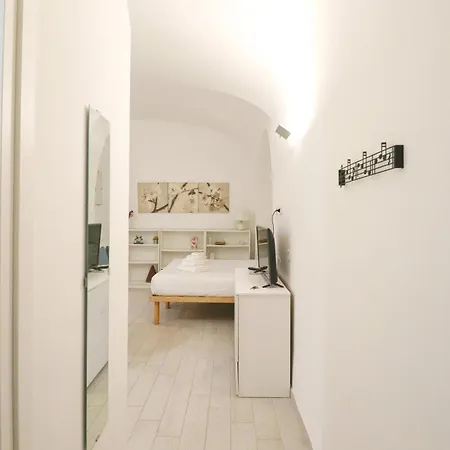 Cosy - Centre 10 Min, Metro 5min, Ac & Wifi * Rome